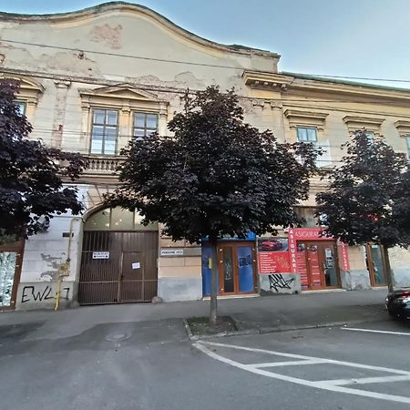 Casa Heidi Hotel Timişoara Buitenkant foto