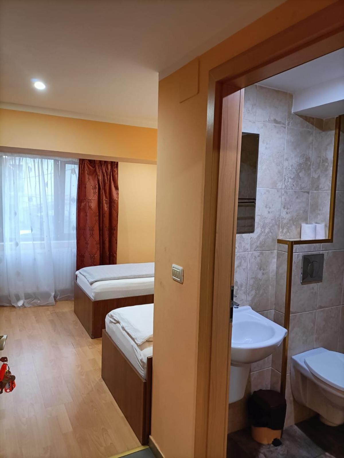 Casa Heidi Hotel Timişoara Kamer foto